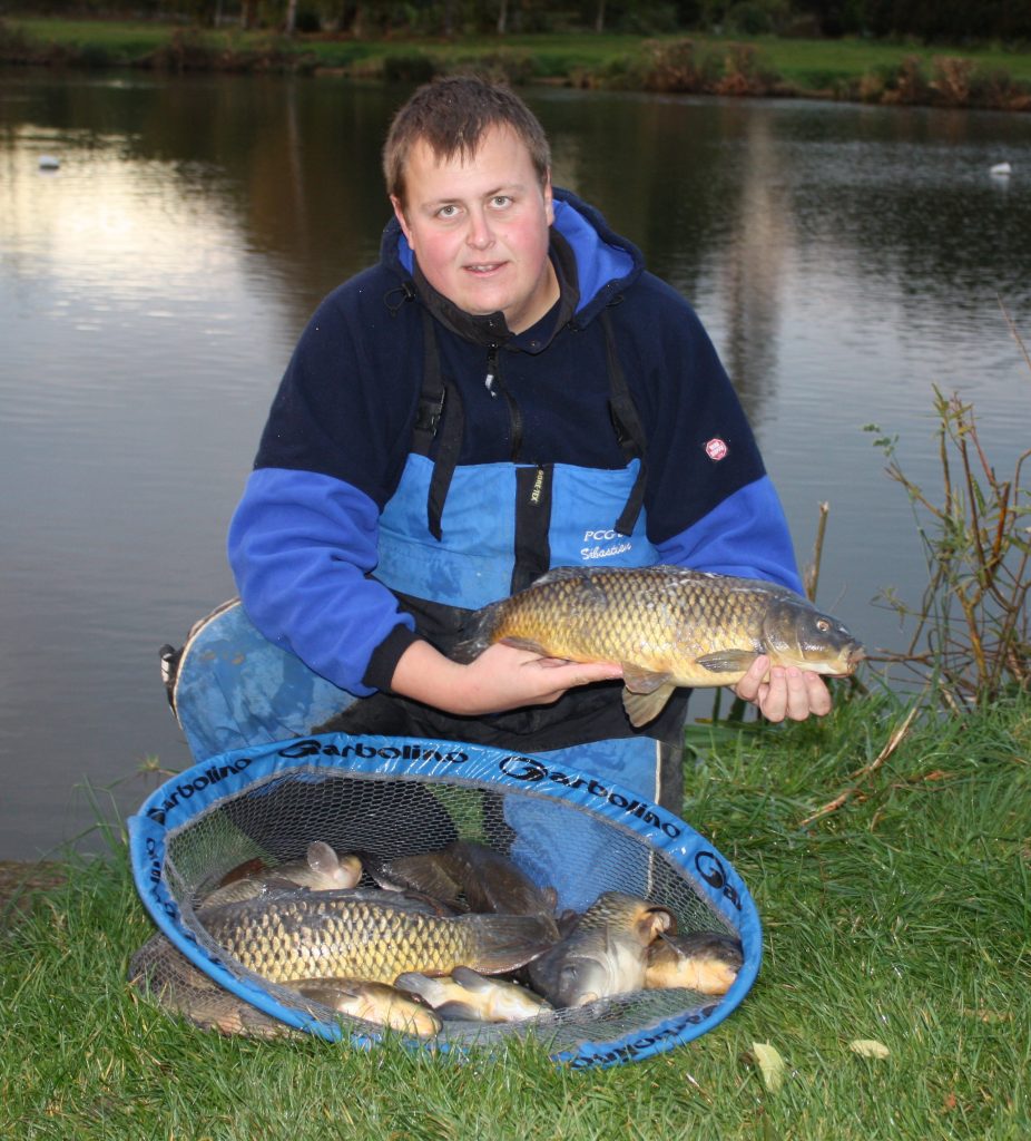 pêche de la carpe à la grande canne fishery carpodrome carpe au coup