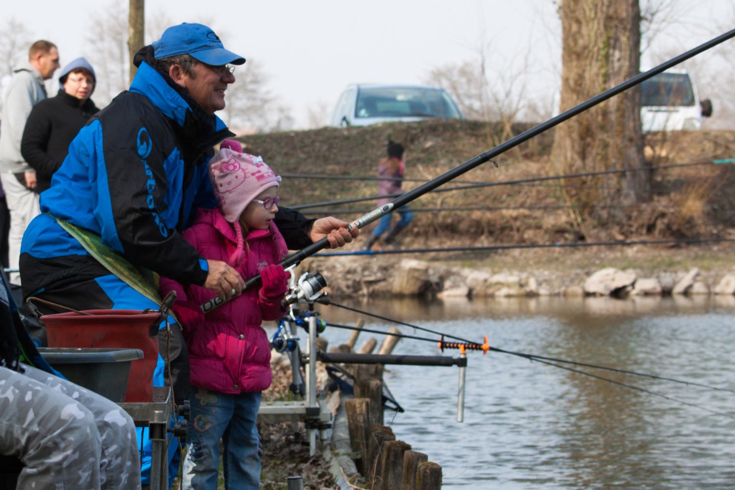 enfants-garbolino-peche-coup-osthouse-5-début-la-pêche-école-de-pêche-alsace