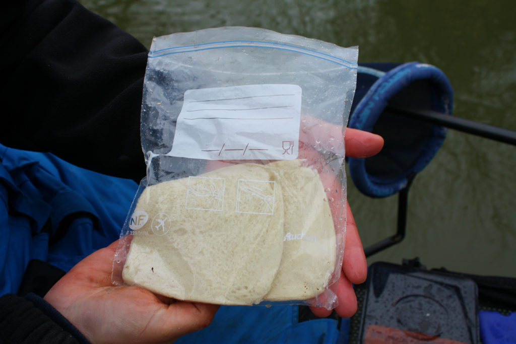 pêche au coup au pain de mie conservation