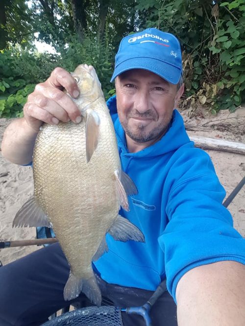 Comment pêcher la carpe au feeder en milieu naturel ? - Garbolino