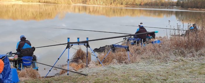 Pêche de la carpe au method feeder au printemps ! Garbolino