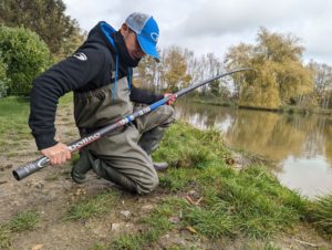 Pêche des spécimens à la grande canne avec Rémi Woszczyk